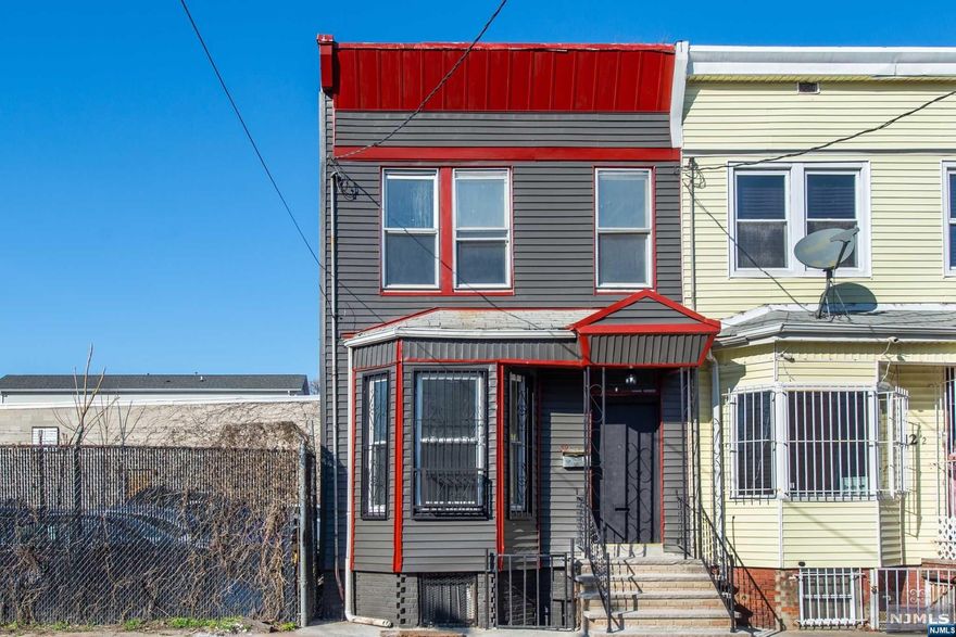 Welcome home! This home is located in an up and coming area of Newark, downtown with an Ironbound address. This row house is situated at the end of the row which gives you an extra wall of windows. Recently updated.