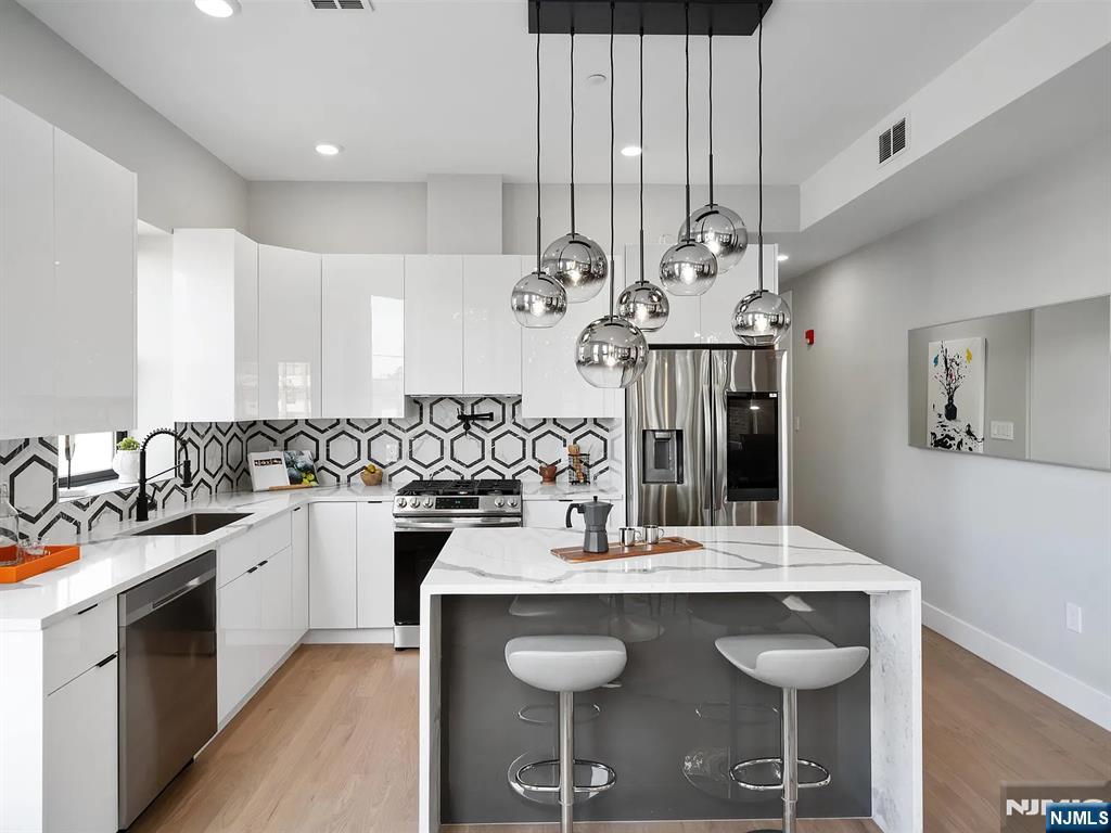 3568 John F Kennedy Boulevard 3