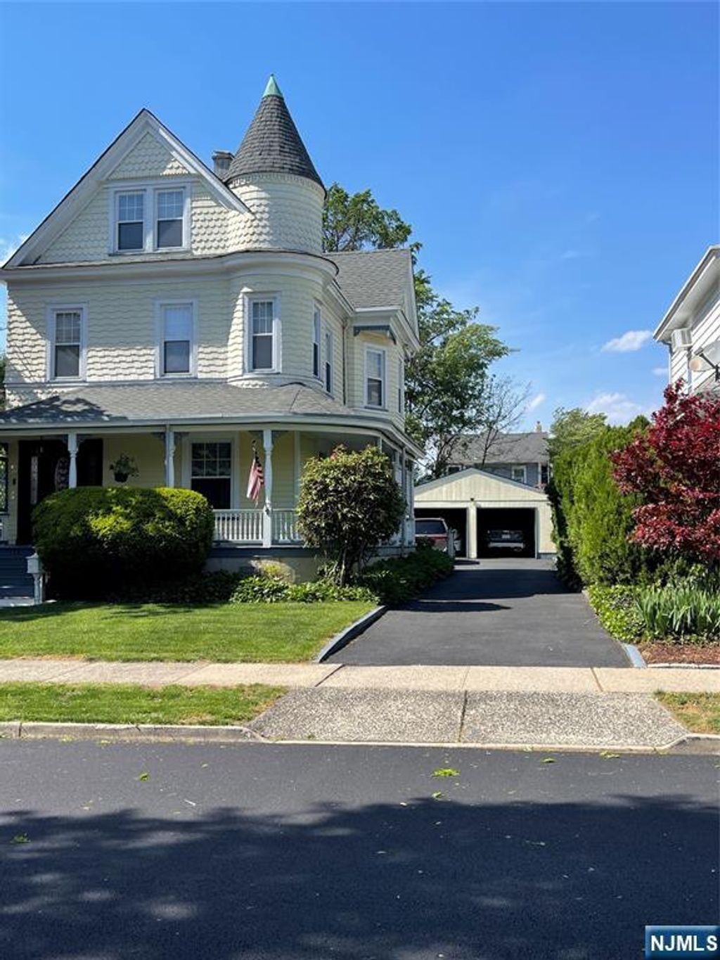 Photo of 134 Harding Avenue, Clifton, NJ 07011 (MLS # 26016472)