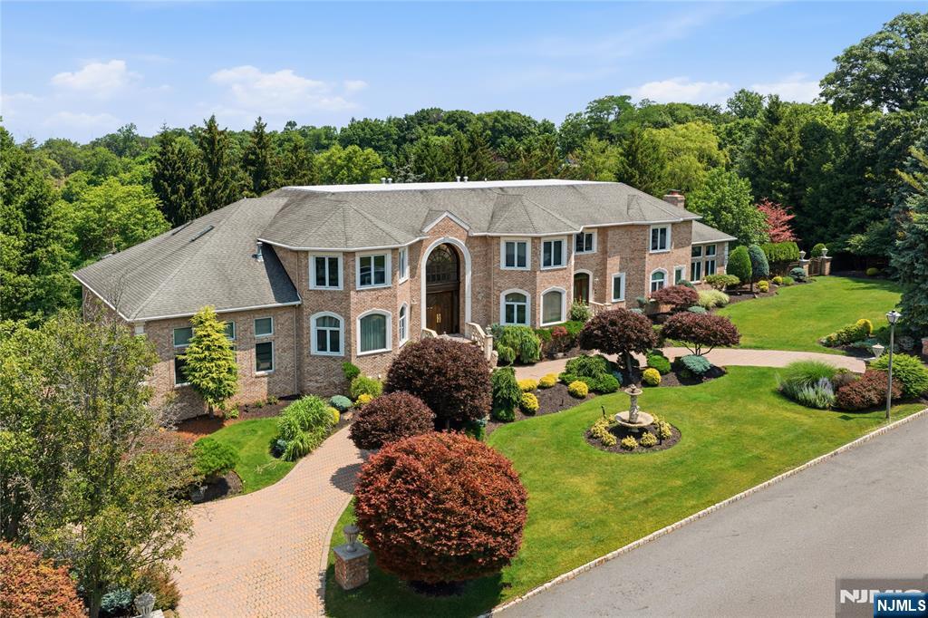 1 Wimbledon Court