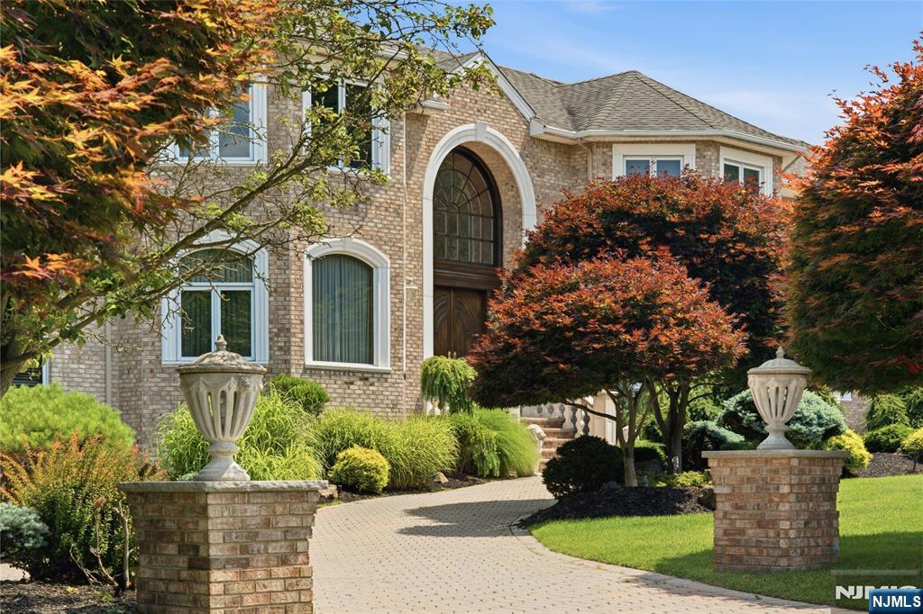 1 Wimbledon Court