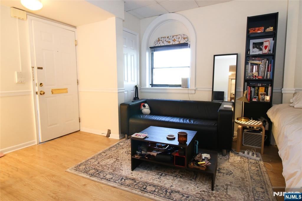 54-56 Oak Street 3