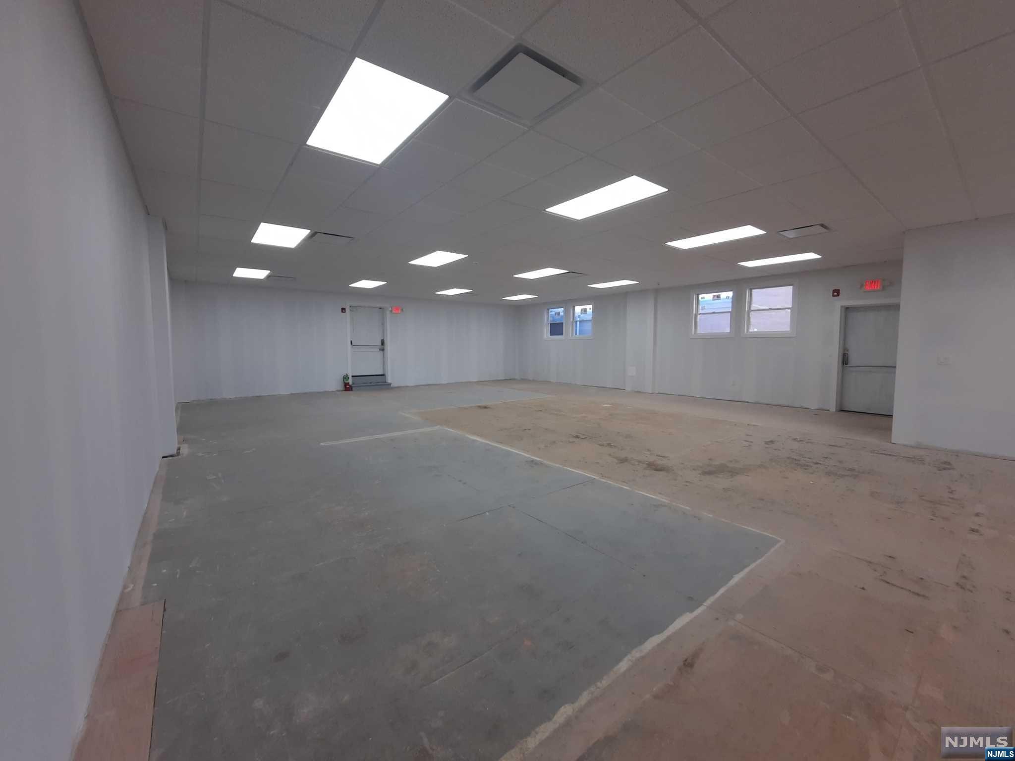 Totowa, New Jersey 07512, United States, ,Commercial,Active,33224