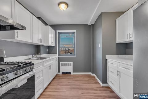 Photo of 208 Anderson Street #S4C, Hackensack, NJ 07601 (MLS # 26010964)