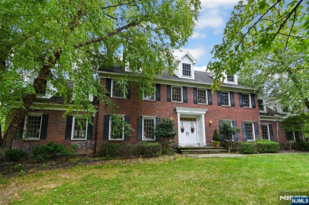 602 Grandview Terrace