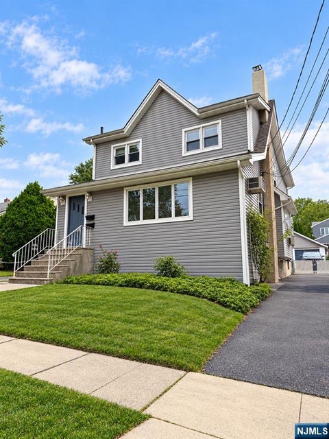 Photo of 143 4th St #2, Ridgefield Park, NJ 07660 (MLS # 26035505)