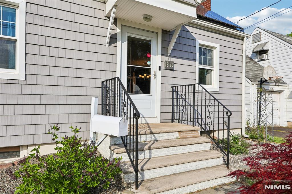 13-29 20th Street