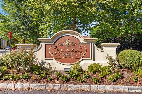 2204 The Plaza Tenafly NJ 07670