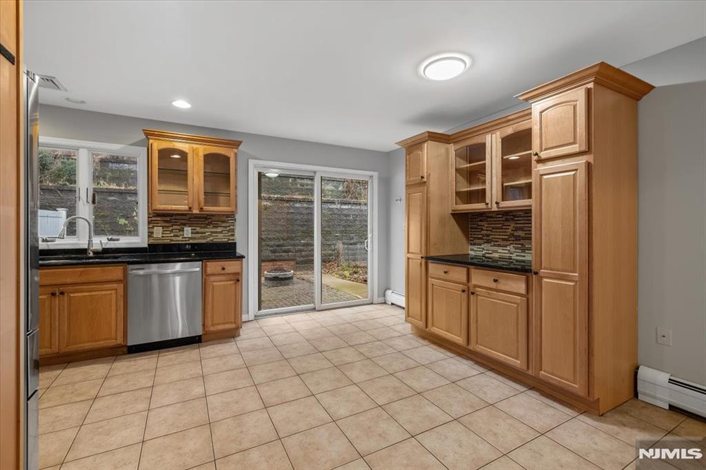 178 Undercliff Avenue