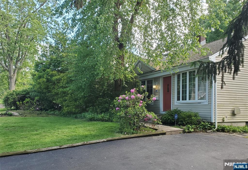 149 Heatherhill Road