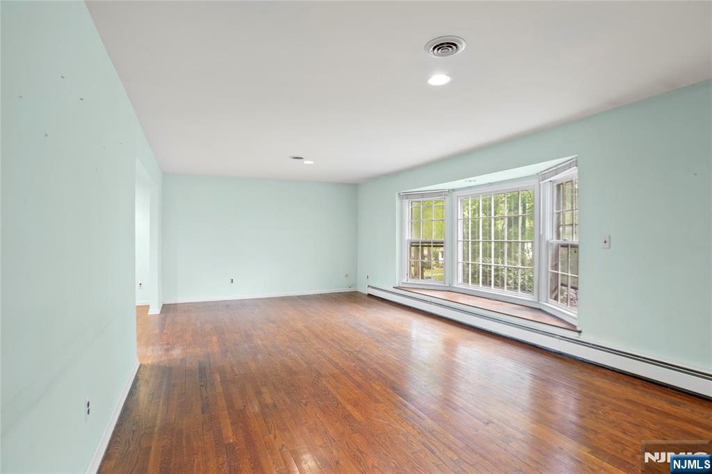 206 Goodell Court