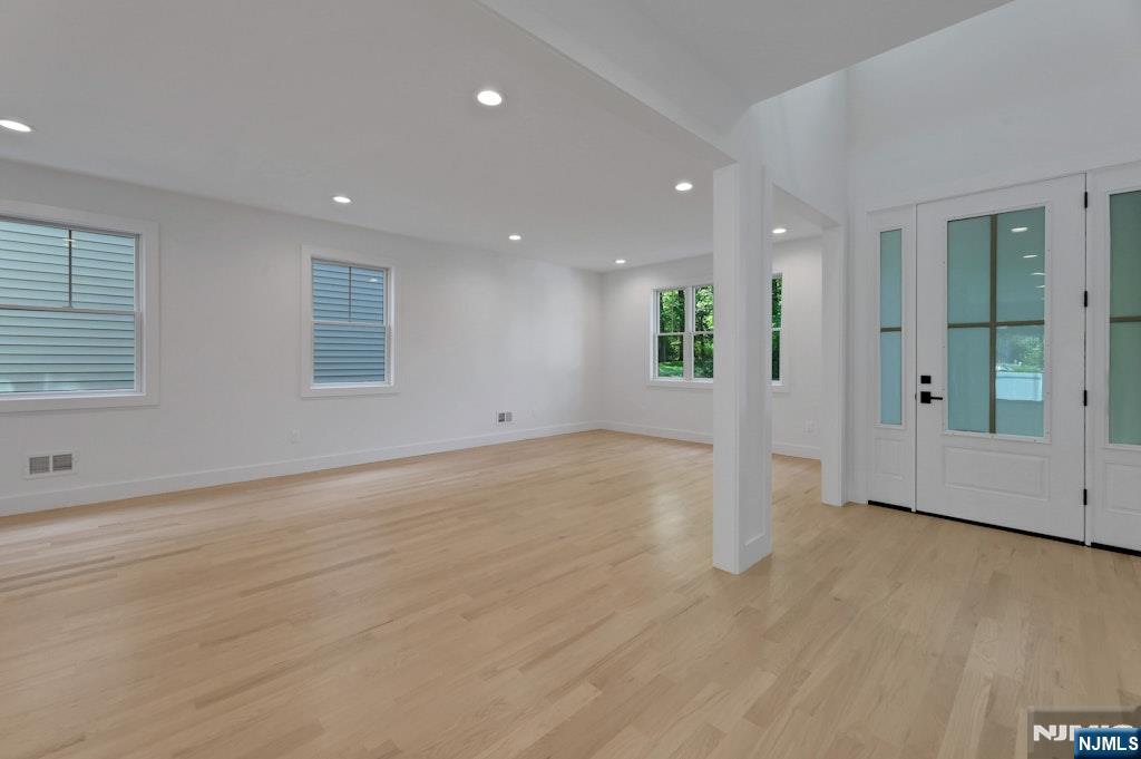 103 Hallberg Avenue