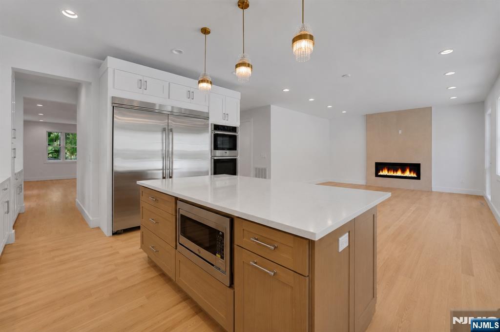 103 Hallberg Avenue
