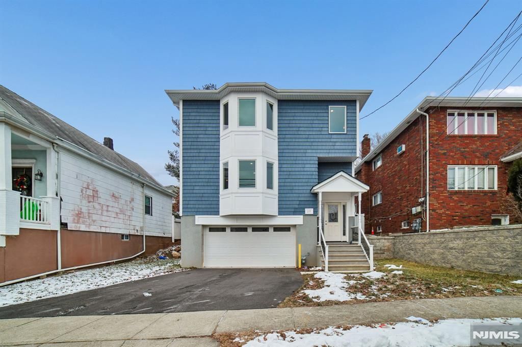 Photo of 255 Westminster Place, Lodi, NJ 07644 (MLS # 25043859)