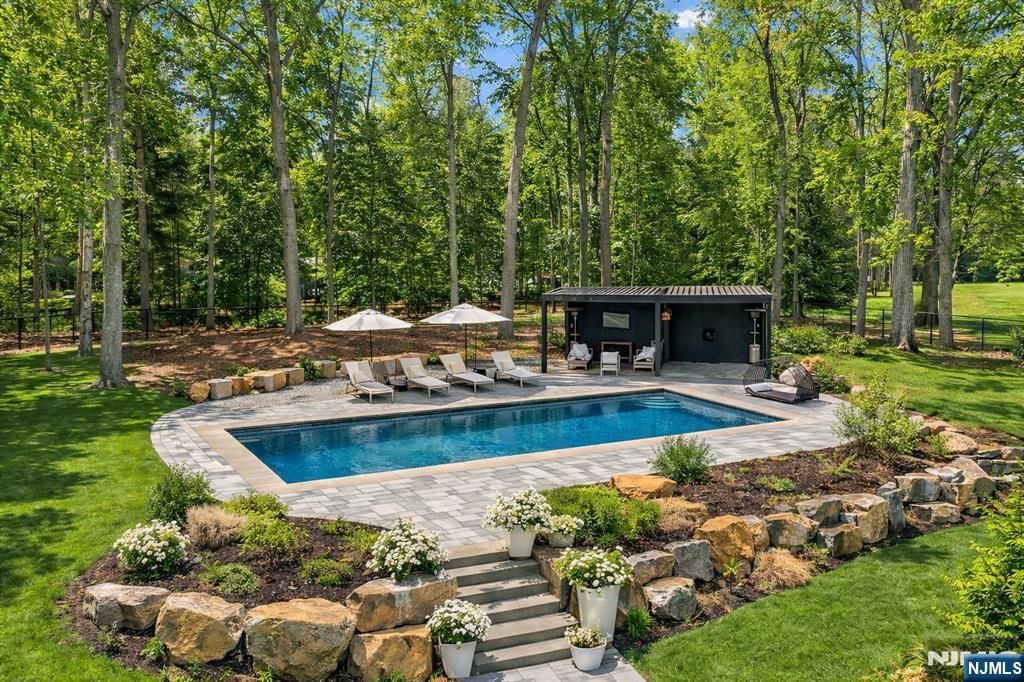 Photo of 26 Bayberry Drive, Saddle River, NJ 07458 (MLS # 26007660)