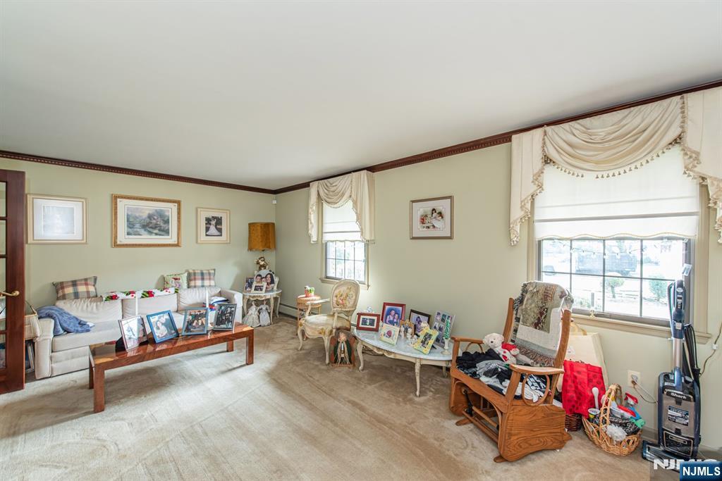 2 Rochambeau Road