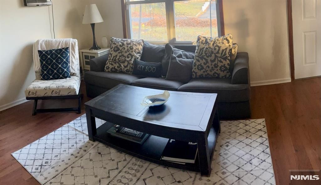 Photo of 38 Richard Drive, Waldwick, NJ 07463 (MLS # 25042408)