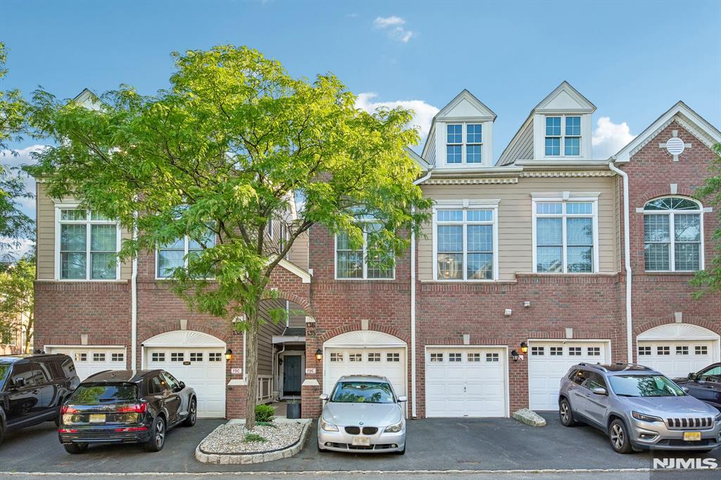 135 Abbie Court