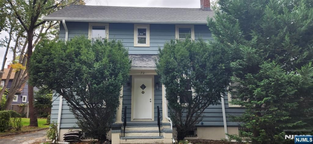Photo of 72 Elliot Place, East Orange, NJ 07018 (MLS # 25036873)