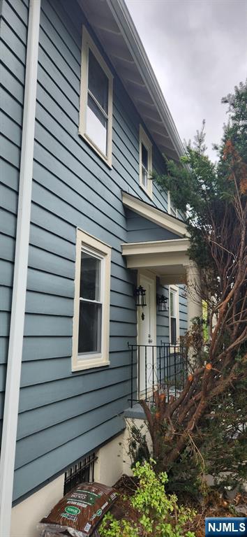 72 Elliot Place