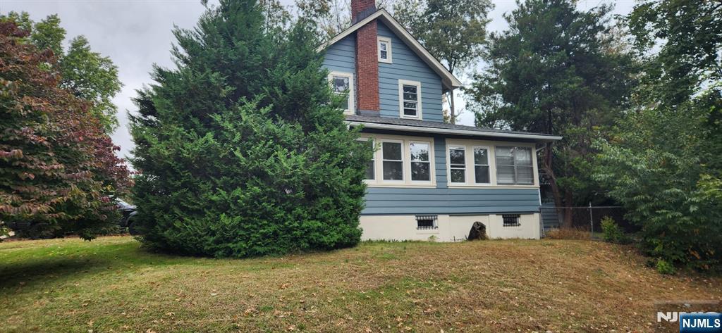 72 Elliot Place