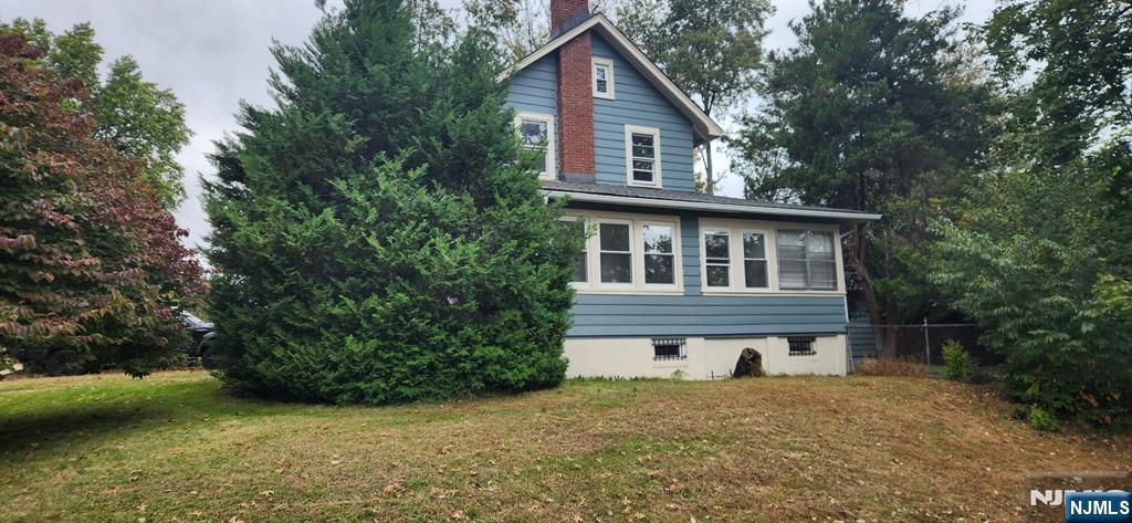 Photo of 72 Elliot Place, East Orange, NJ 07018 (MLS # 25036873)