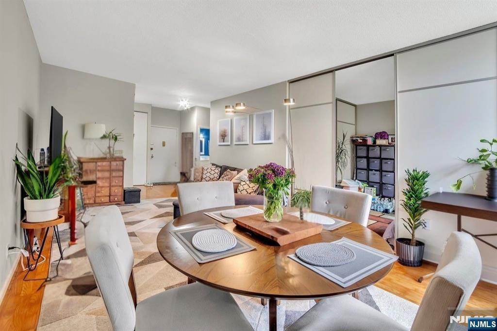 200 Grand Cove Way PH-5F