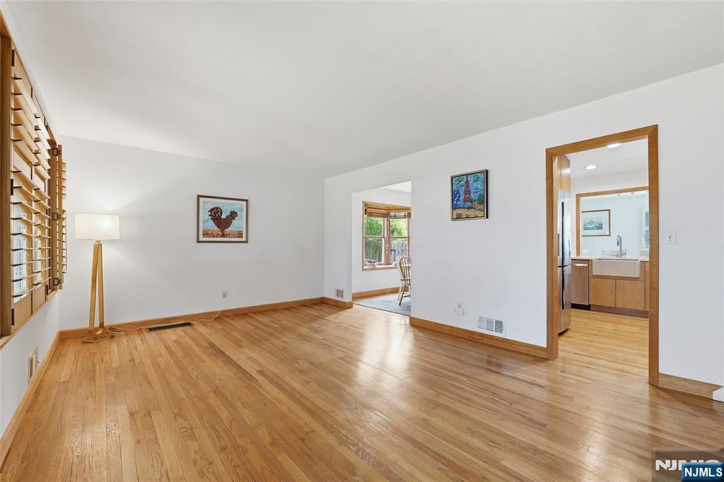 17 Westland Road