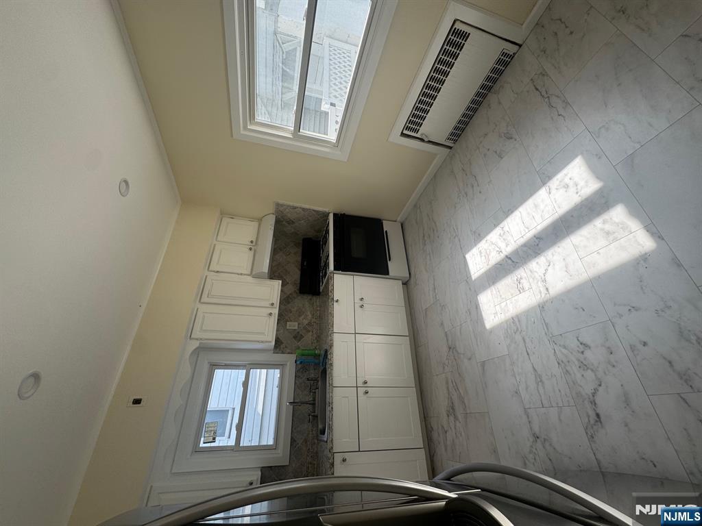 29 Kingsland Street 1