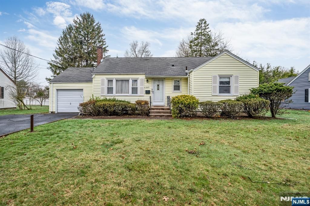 Photo of 349 Trensch Drive, New Milford, NJ 07646 (MLS # 26011626)