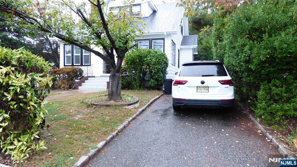 Photo of 211 Madison Avenue, New Milford, NJ 07646 (MLS # 25037192)
