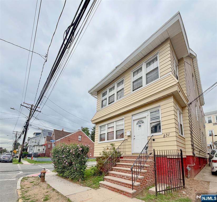 231 Myrtle Avenue