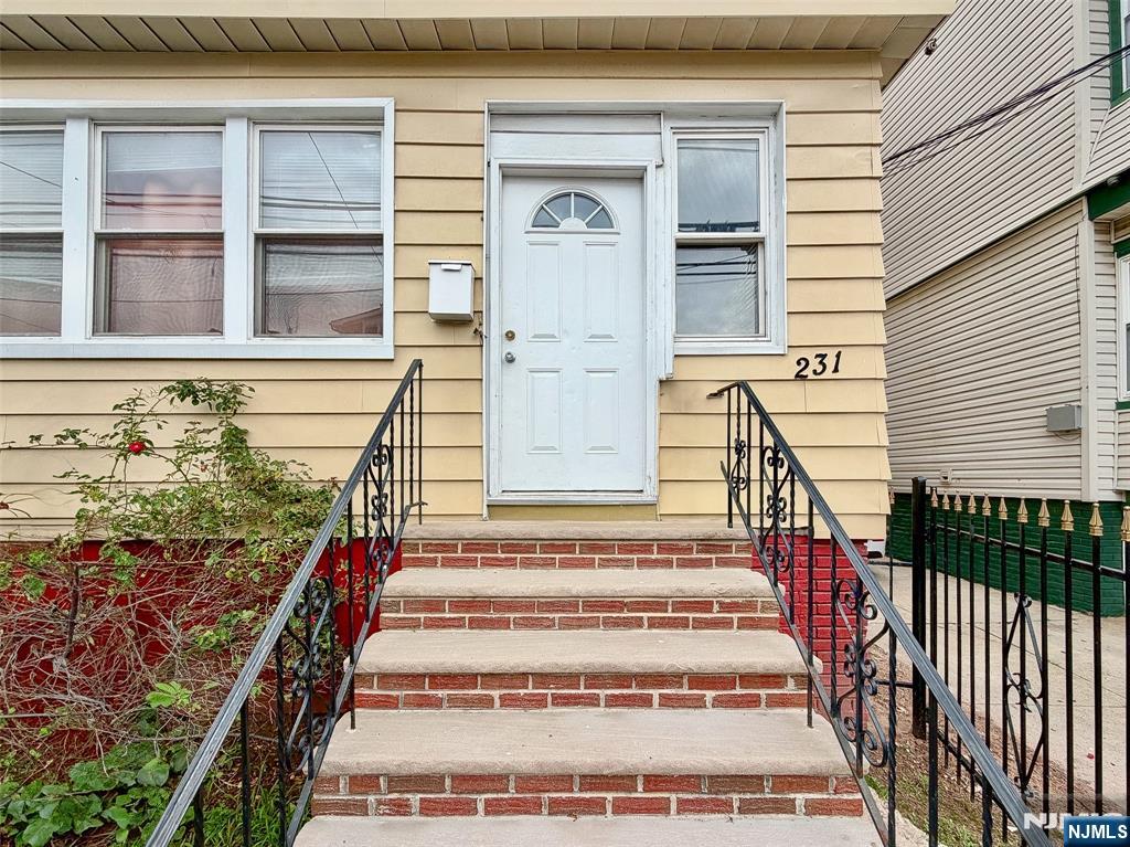231 Myrtle Avenue