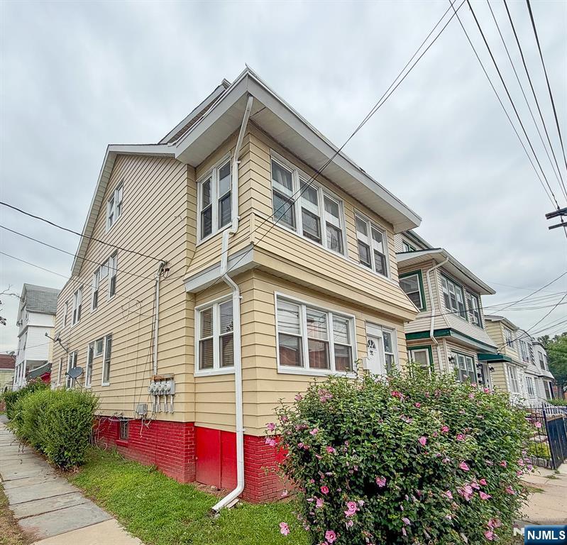 231 Myrtle Avenue