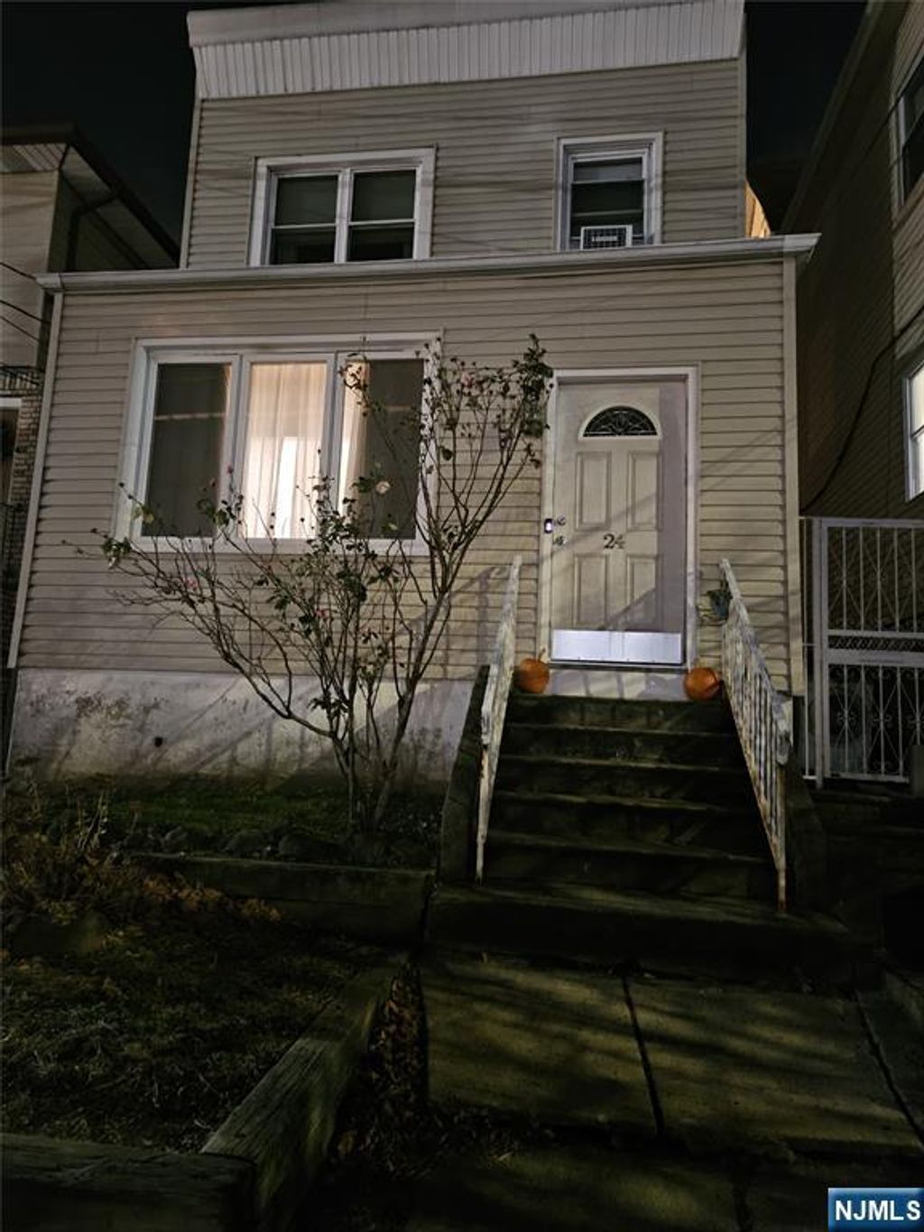Photo of 24 54th Street, Bayonne, NJ 07002 (MLS # 25043586)