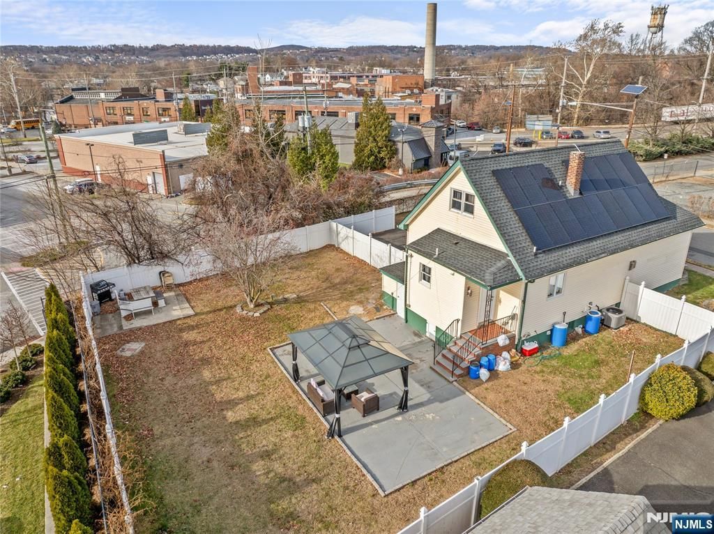 Photo of 702 Lake St, Fair Lawn, NJ 07410 (MLS # 25044092)