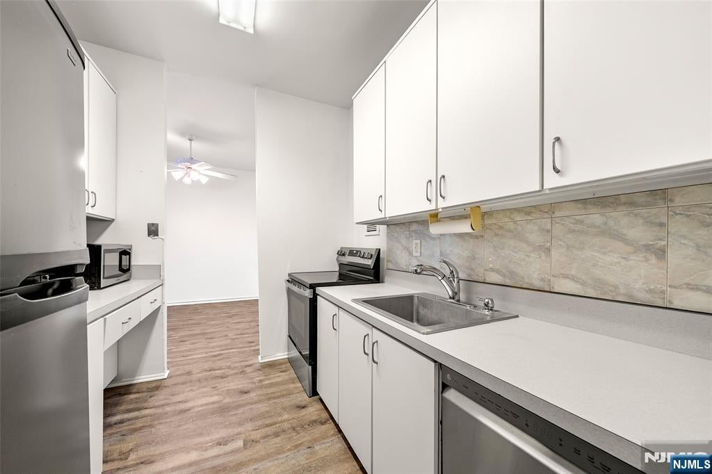 7855 Boulevard East 30H