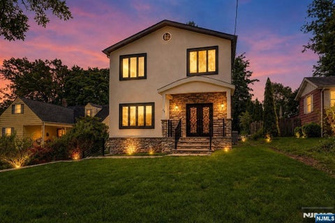 Photo of 49 Longview Avenue, Par-Troy Hills Township, NJ 07034 (MLS # 26032096)