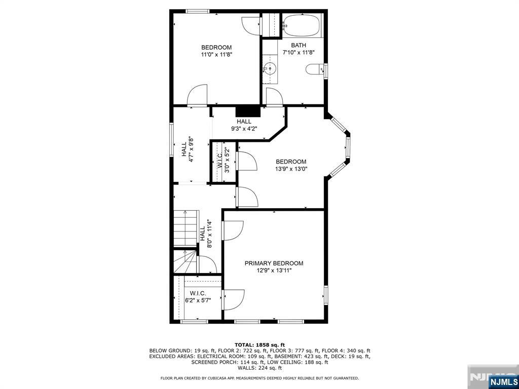 Main image without alt text