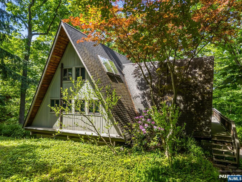 56 High Hill Road
