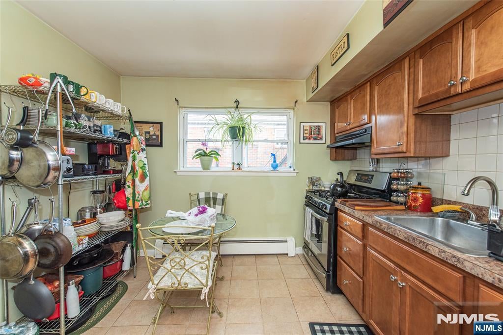 233 9th Street
