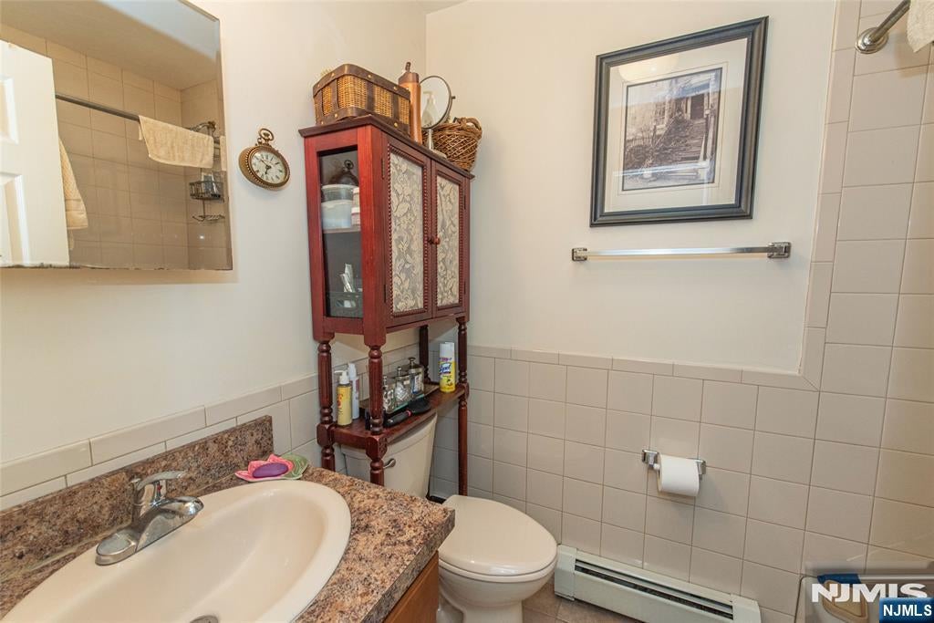 233 9th Street
