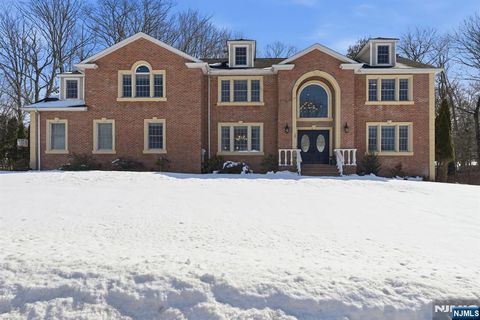 25 Page Drive Oakland NJ 07436