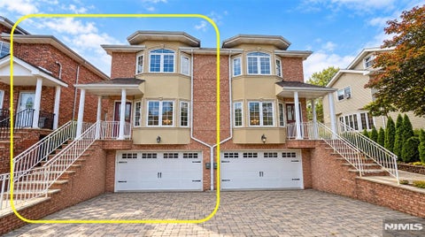 Photo of 29 Delia BLVD #A, Palisades Park, NJ 07650 (MLS # 26033308)