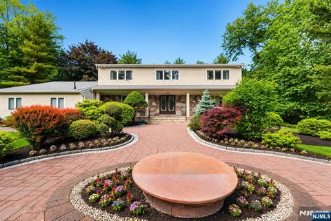 Photo of 690 Soldier Hill Road, Oradell, NJ 07649 (MLS # 26018794)