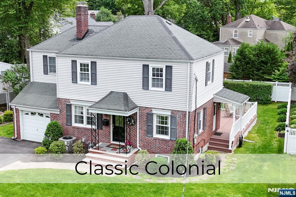Property for Sale at 169 Wayne Avenue, River Edge, New Jersey - Bedrooms: 3 
Bathrooms: 2 
Rooms: 7  - $809,000