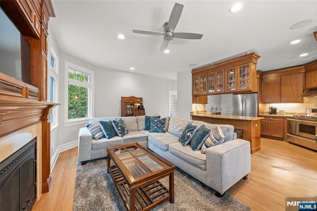 159 Hillside Avenue