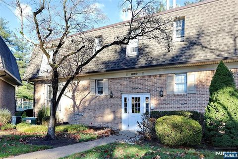 259 Collignon Way 3A River Vale NJ 07675