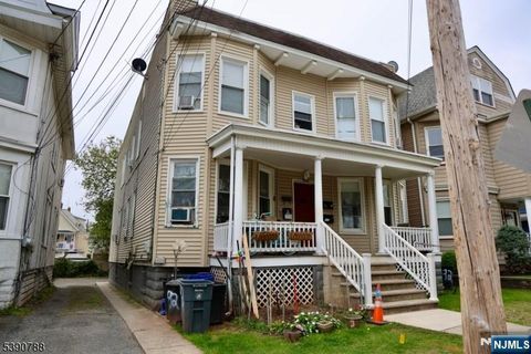 92 Riggs West Orange NJ 07052