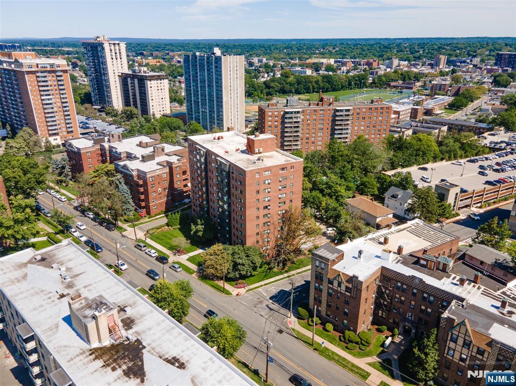 90 Prospect Avenue 1E,1F,1G